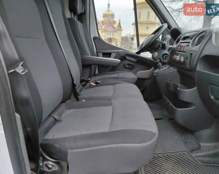 Белый Рено Мастер, объемом двигателя 2.3 л и пробегом 256 тыс. км за 12900 $, фото 12 на Automoto.ua