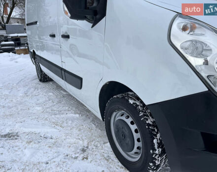 Белый Рено Мастер, объемом двигателя 2.3 л и пробегом 270 тыс. км за 14900 $, фото 2 на Automoto.ua