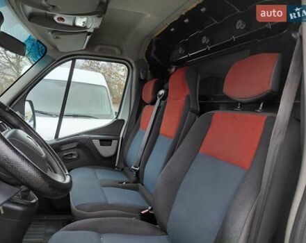 Белый Рено Мастер, объемом двигателя 2.3 л и пробегом 252 тыс. км за 12900 $, фото 35 на Automoto.ua