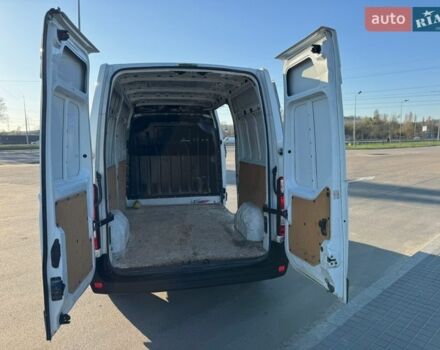 Белый Рено Мастер, объемом двигателя 2.3 л и пробегом 544 тыс. км за 15000 $, фото 9 на Automoto.ua