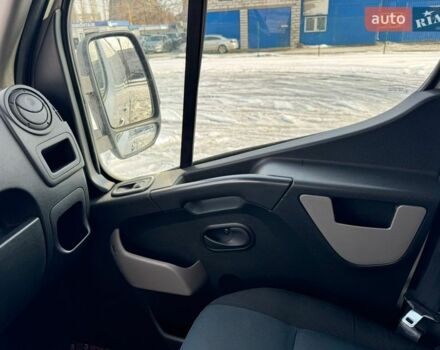 Белый Рено Мастер, объемом двигателя 2.3 л и пробегом 454 тыс. км за 9700 $, фото 24 на Automoto.ua