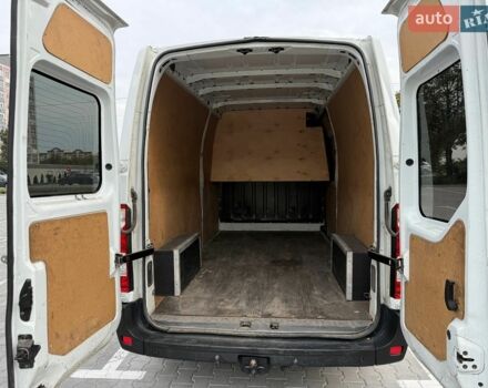 Белый Рено Мастер, объемом двигателя 2.3 л и пробегом 411 тыс. км за 14900 $, фото 13 на Automoto.ua