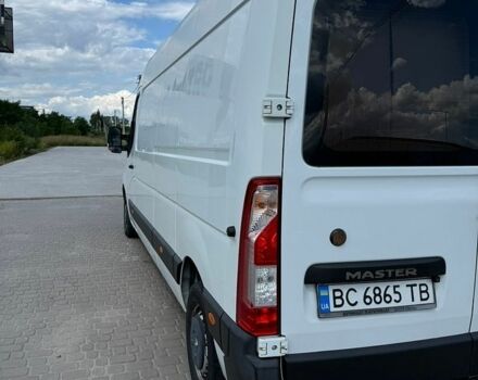 Белый Рено Мастер, объемом двигателя 2.3 л и пробегом 259 тыс. км за 15299 $, фото 5 на Automoto.ua