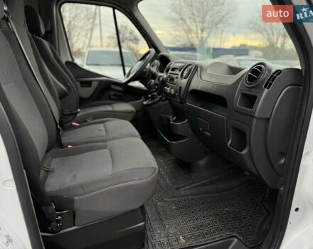 Білий Рено Мастєр, об'ємом двигуна 2.3 л та пробігом 238 тис. км за 11500 $, фото 6 на Automoto.ua