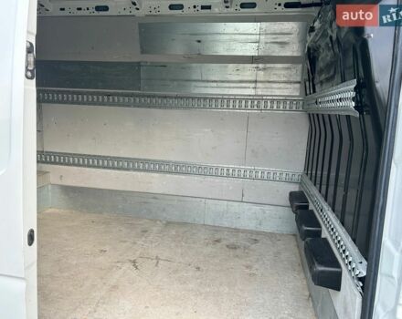 Білий Рено Мастєр, об'ємом двигуна 2.3 л та пробігом 312 тис. км за 13800 $, фото 42 на Automoto.ua