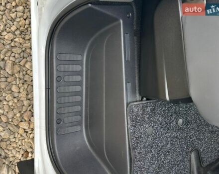 Белый Рено Мастер, объемом двигателя 2.3 л и пробегом 276 тыс. км за 20500 $, фото 30 на Automoto.ua