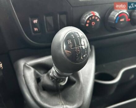 Белый Рено Мастер, объемом двигателя 2.3 л и пробегом 387 тыс. км за 13990 $, фото 24 на Automoto.ua