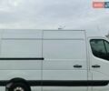 Белый Рено Мастер, объемом двигателя 2.3 л и пробегом 350 тыс. км за 15000 $, фото 3 на Automoto.ua