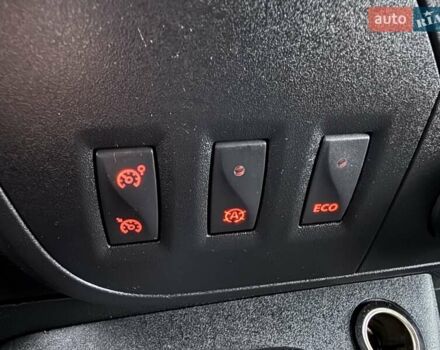 Белый Рено Мастер, объемом двигателя 2.3 л и пробегом 290 тыс. км за 17799 $, фото 35 на Automoto.ua