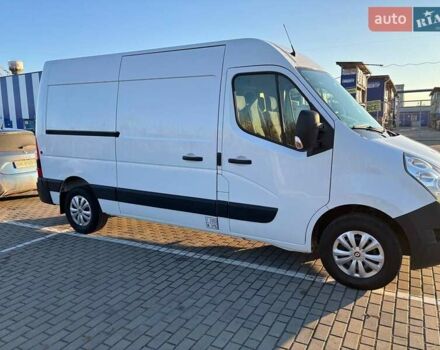 Белый Рено Мастер, объемом двигателя 2.3 л и пробегом 293 тыс. км за 14800 $, фото 3 на Automoto.ua