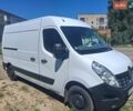 Белый Рено Мастер, объемом двигателя 2.3 л и пробегом 330 тыс. км за 15000 $, фото 2 на Automoto.ua