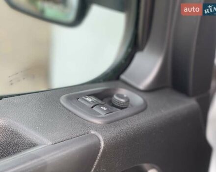 Білий Рено Мастєр, об'ємом двигуна 2.3 л та пробігом 320 тис. км за 14200 $, фото 19 на Automoto.ua