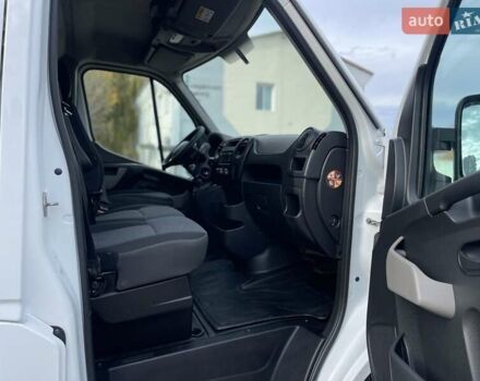 Білий Рено Мастєр, об'ємом двигуна 2.3 л та пробігом 320 тис. км за 14200 $, фото 13 на Automoto.ua