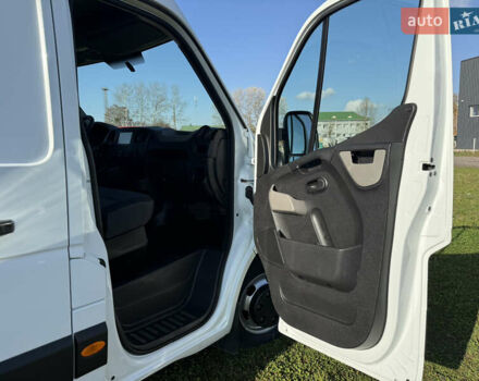 Білий Рено Мастєр, об'ємом двигуна 0 л та пробігом 217 тис. км за 19700 $, фото 53 на Automoto.ua