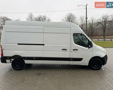 Белый Рено Мастер, объемом двигателя 2.3 л и пробегом 239 тыс. км за 17200 $, фото 3 на Automoto.ua