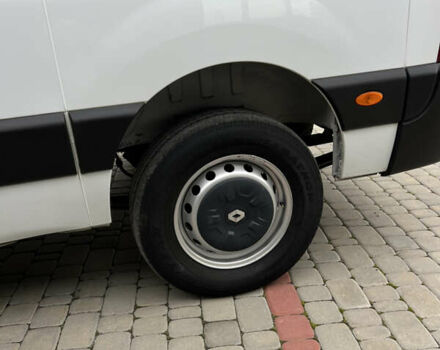 Белый Рено Мастер, объемом двигателя 2.3 л и пробегом 360 тыс. км за 17500 $, фото 29 на Automoto.ua