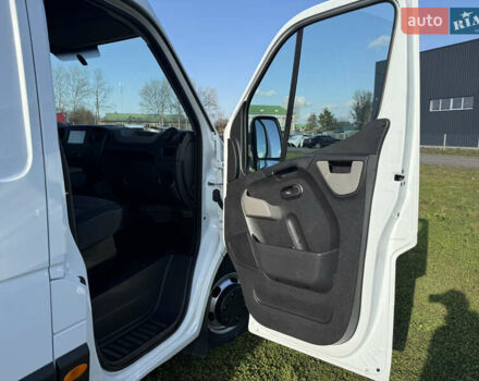Білий Рено Мастєр, об'ємом двигуна 0 л та пробігом 217 тис. км за 19700 $, фото 63 на Automoto.ua
