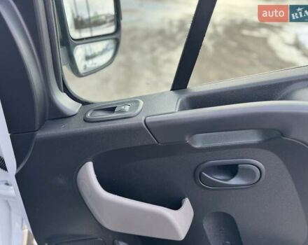 Білий Рено Мастєр, об'ємом двигуна 2.3 л та пробігом 187 тис. км за 16900 $, фото 44 на Automoto.ua