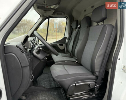 Білий Рено Мастєр, об'ємом двигуна 2.3 л та пробігом 250 тис. км за 14900 $, фото 15 на Automoto.ua