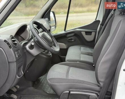 Білий Рено Мастєр, об'ємом двигуна 2.3 л та пробігом 250 тис. км за 14900 $, фото 13 на Automoto.ua