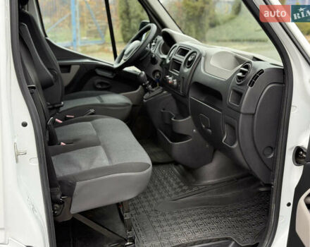 Білий Рено Мастєр, об'ємом двигуна 2.3 л та пробігом 250 тис. км за 14900 $, фото 17 на Automoto.ua