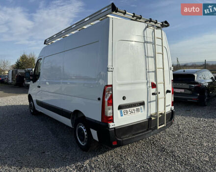 Белый Рено Мастер, объемом двигателя 2.3 л и пробегом 250 тыс. км за 15800 $, фото 2 на Automoto.ua