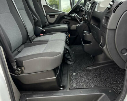 Білий Рено Мастєр, об'ємом двигуна 2.3 л та пробігом 360 тис. км за 17500 $, фото 24 на Automoto.ua