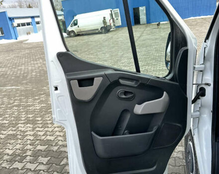 Белый Рено Мастер, объемом двигателя 2.3 л и пробегом 324 тыс. км за 18300 $, фото 17 на Automoto.ua