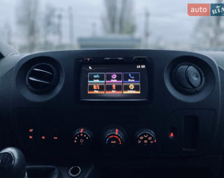 Белый Рено Мастер, объемом двигателя 2.3 л и пробегом 378 тыс. км за 13700 $, фото 20 на Automoto.ua