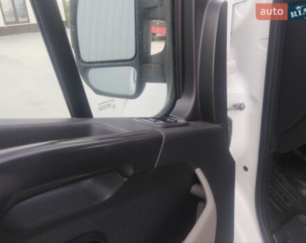 Белый Рено Мастер, объемом двигателя 2.3 л и пробегом 204 тыс. км за 16700 $, фото 9 на Automoto.ua