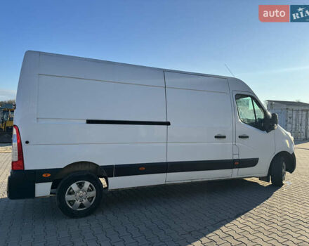 Белый Рено Мастер, объемом двигателя 2.3 л и пробегом 455 тыс. км за 11500 $, фото 3 на Automoto.ua