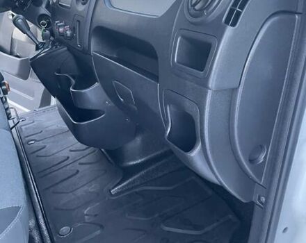 Белый Рено Мастер, объемом двигателя 2.3 л и пробегом 290 тыс. км за 15300 $, фото 32 на Automoto.ua