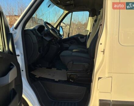 Белый Рено Мастер, объемом двигателя 2.3 л и пробегом 293 тыс. км за 14800 $, фото 13 на Automoto.ua