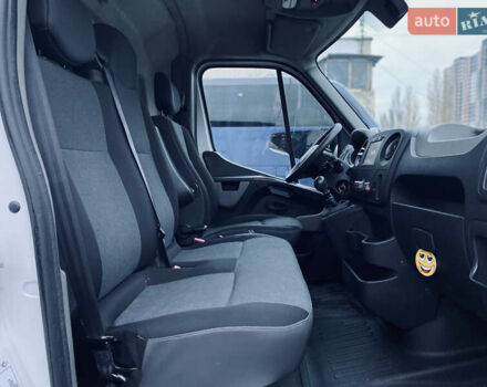 Белый Рено Мастер, объемом двигателя 2.3 л и пробегом 378 тыс. км за 13700 $, фото 22 на Automoto.ua