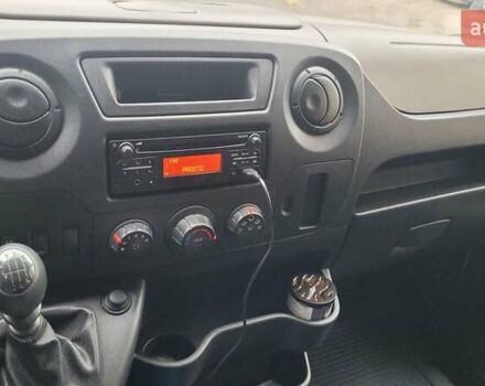 Белый Рено Мастер, объемом двигателя 2.3 л и пробегом 307 тыс. км за 15800 $, фото 9 на Automoto.ua