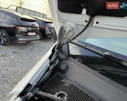 Белый Рено Мастер, объемом двигателя 2.3 л и пробегом 250 тыс. км за 15800 $, фото 20 на Automoto.ua