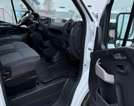 Белый Рено Мастер, объемом двигателя 2.3 л и пробегом 290 тыс. км за 17799 $, фото 22 на Automoto.ua