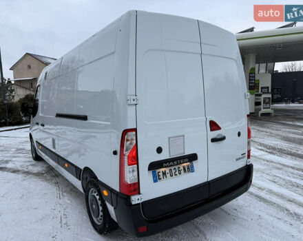 Белый Рено Мастер, объемом двигателя 2.3 л и пробегом 280 тыс. км за 17500 $, фото 8 на Automoto.ua