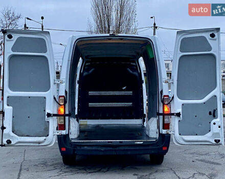 Белый Рено Мастер, объемом двигателя 2.3 л и пробегом 378 тыс. км за 13700 $, фото 9 на Automoto.ua