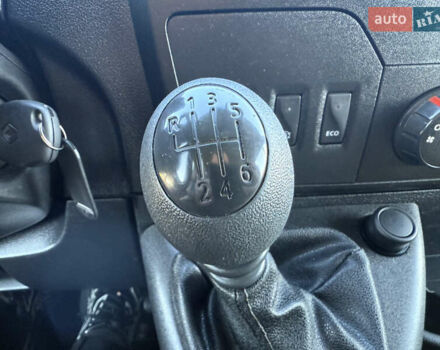 Білий Рено Мастєр, об'ємом двигуна 0 л та пробігом 217 тис. км за 19700 $, фото 48 на Automoto.ua