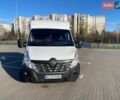 Белый Рено Мастер, объемом двигателя 2.3 л и пробегом 560 тыс. км за 19000 $, фото 2 на Automoto.ua