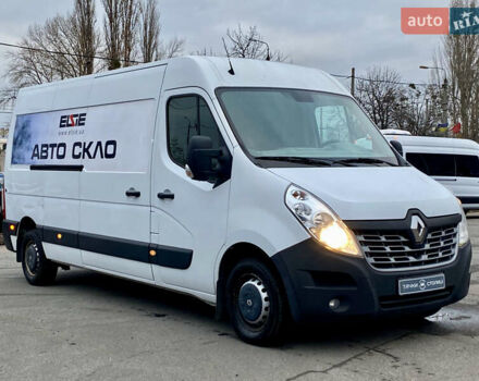 Белый Рено Мастер, объемом двигателя 2.3 л и пробегом 378 тыс. км за 13700 $, фото 3 на Automoto.ua