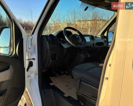 Белый Рено Мастер, объемом двигателя 2.3 л и пробегом 293 тыс. км за 14800 $, фото 18 на Automoto.ua