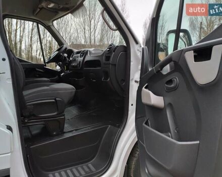 Білий Рено Мастєр, об'ємом двигуна 2.3 л та пробігом 212 тис. км за 14350 $, фото 27 на Automoto.ua