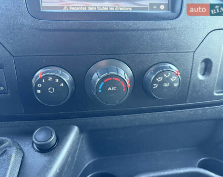 Білий Рено Мастєр, об'ємом двигуна 0 л та пробігом 217 тис. км за 19700 $, фото 45 на Automoto.ua