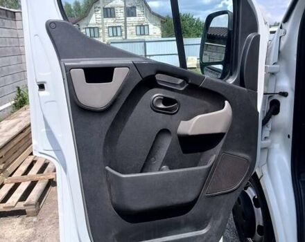 Білий Рено Мастєр, об'ємом двигуна 2.3 л та пробігом 470 тис. км за 17800 $, фото 13 на Automoto.ua