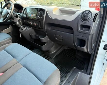 Білий Рено Мастєр, об'ємом двигуна 2.3 л та пробігом 262 тис. км за 16500 $, фото 71 на Automoto.ua