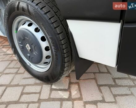 Білий Рено Мастєр, об'ємом двигуна 2.3 л та пробігом 262 тис. км за 16500 $, фото 12 на Automoto.ua