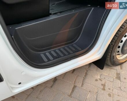 Білий Рено Мастєр, об'ємом двигуна 2.3 л та пробігом 262 тис. км за 16500 $, фото 66 на Automoto.ua