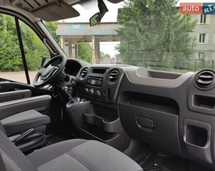 Белый Рено Мастер, объемом двигателя 2.3 л и пробегом 208 тыс. км за 14400 $, фото 29 на Automoto.ua